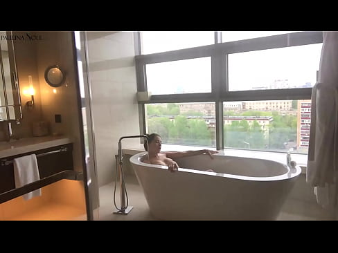 ❤️ Tremenda pupa che si masturba appassionatamente la figa in bagno ️❌ Slutsal it.com-porn-kai.ru ❌❤