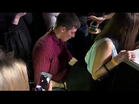 ❤️ Sesso reale in un nightclub russo. Ragazza russa di 18 anni nell'ano e nella vagina scopata in un nightclub ️❌ Slutsal it.com-porn-kai.ru ❌❤